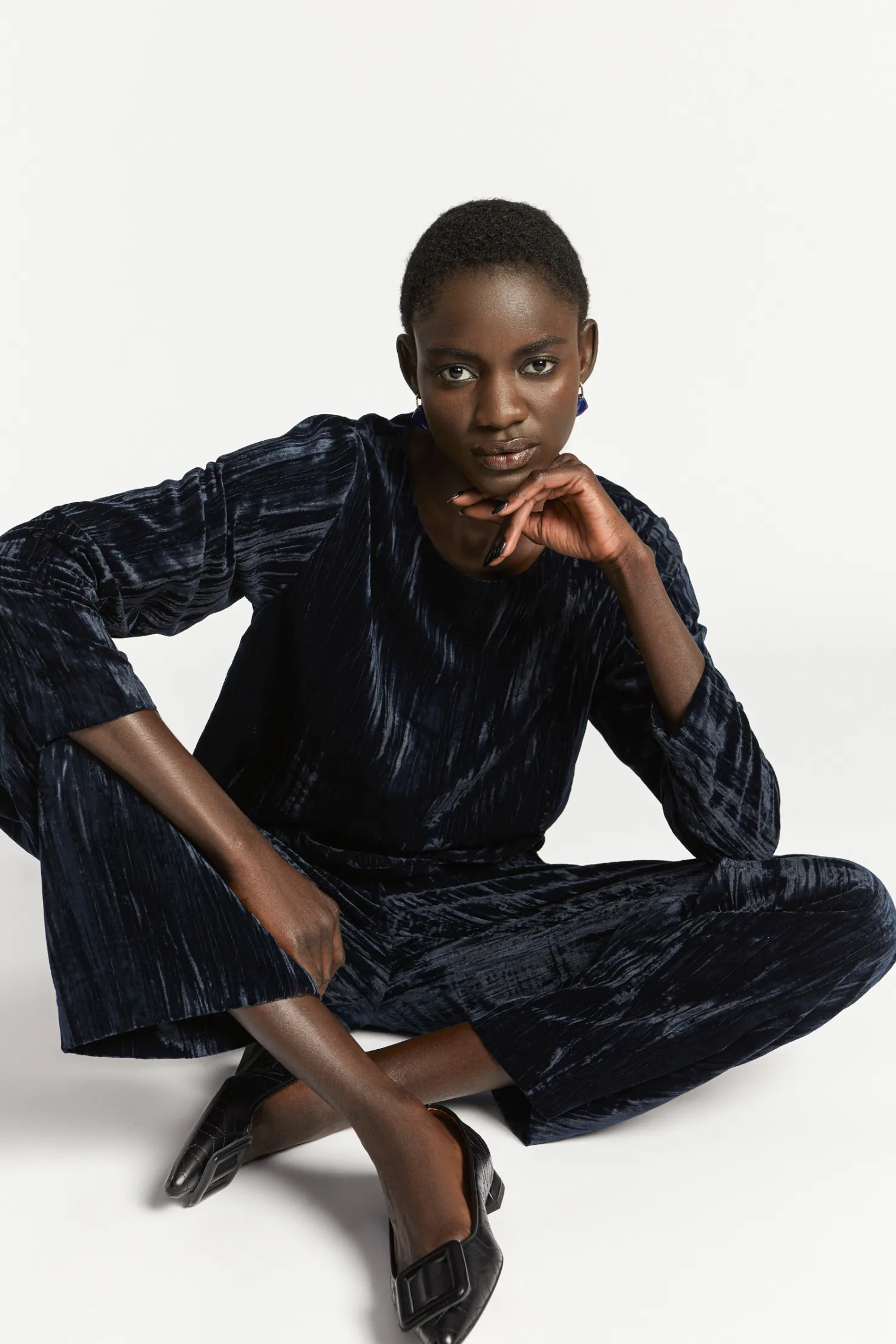 blouse_in_crushed_fluweel_5.webp DAMES Xandres Blouse in crushed fluweel