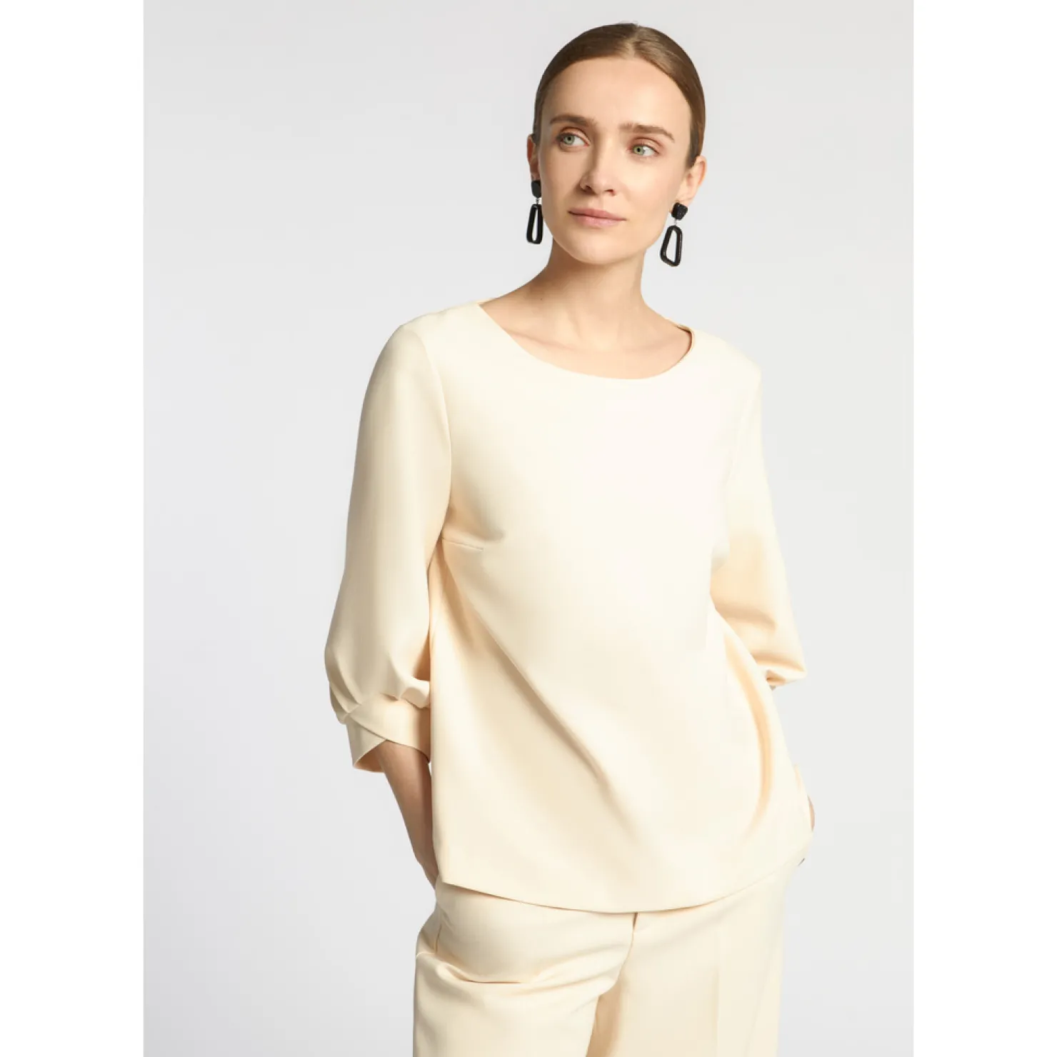 blouse_met_elegant_mouwdetail_10.webp DAMES Xandres Blouse met elegant mouwdetail
