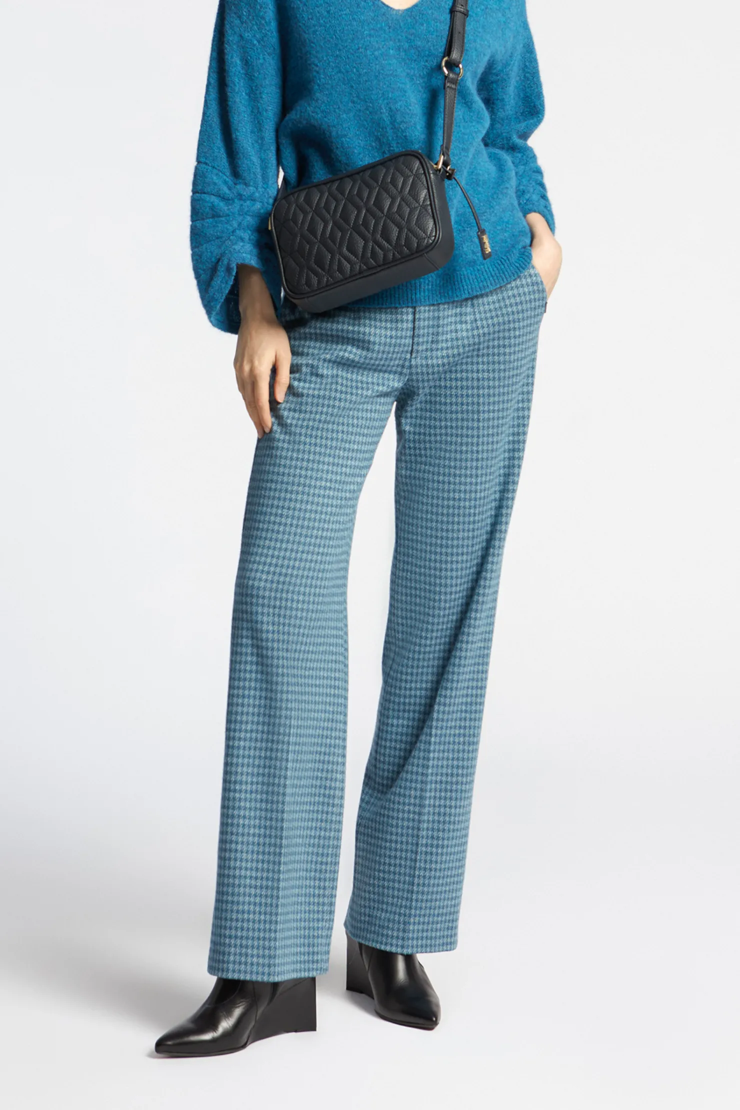 broek_met_pieddepoule_print_2-1.webp DAMES Xandres Broek met pied-de-poule print