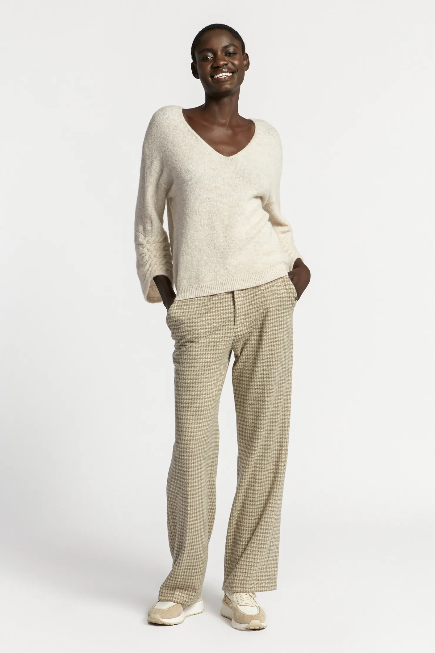 broek_met_pieddepoule_print_4-2.webp DAMES Xandres Broek met pied-de-poule print