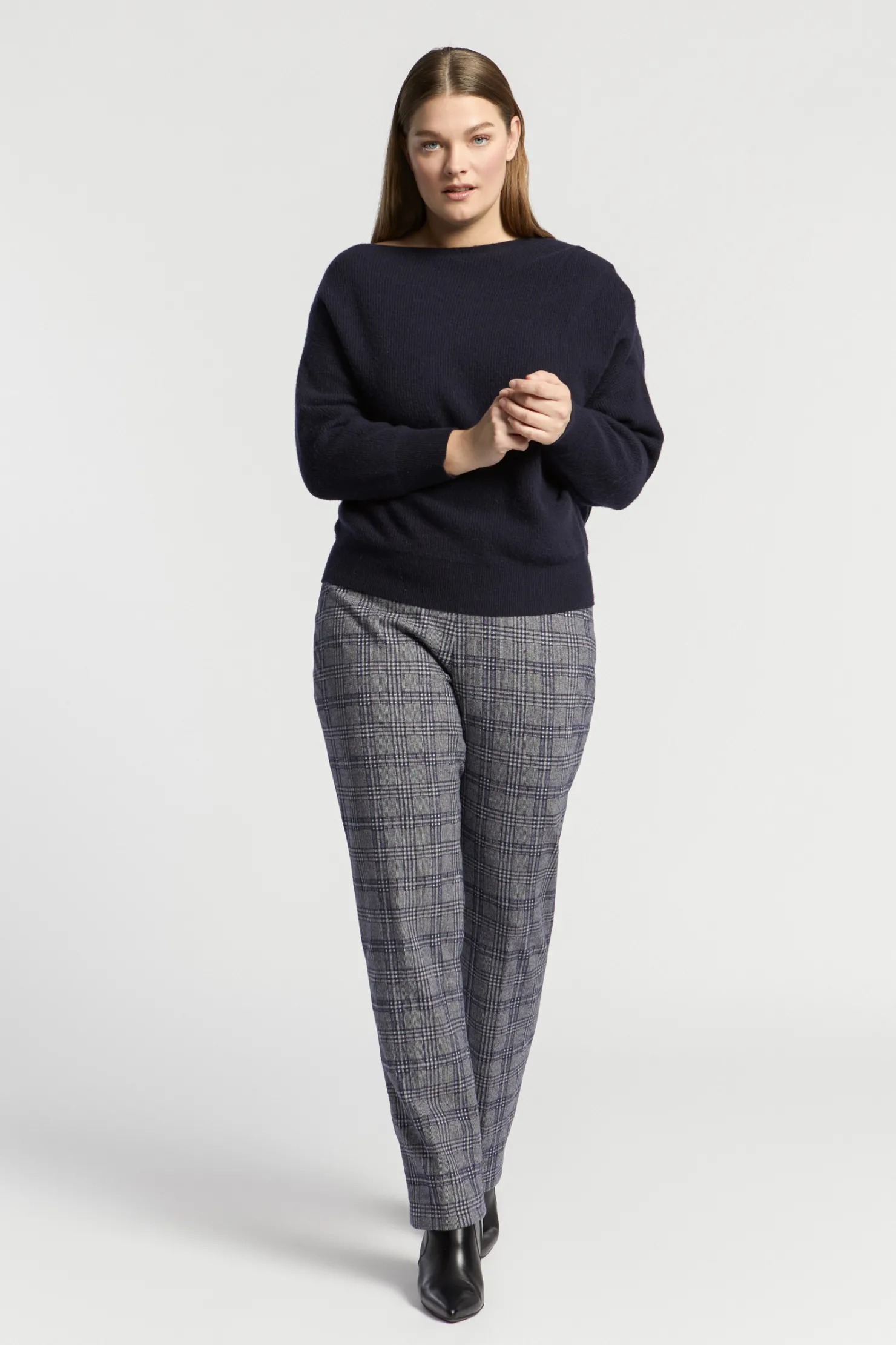 broek_met_ruitenprint_5-1.webp DAMES Xandres Broek met ruitenprint