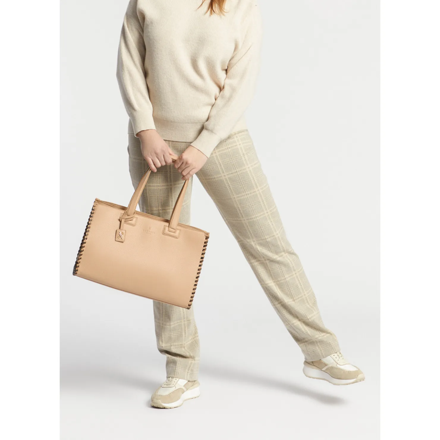 broek_met_ruitenprint_8.webp DAMES Xandres Broek met ruitenprint