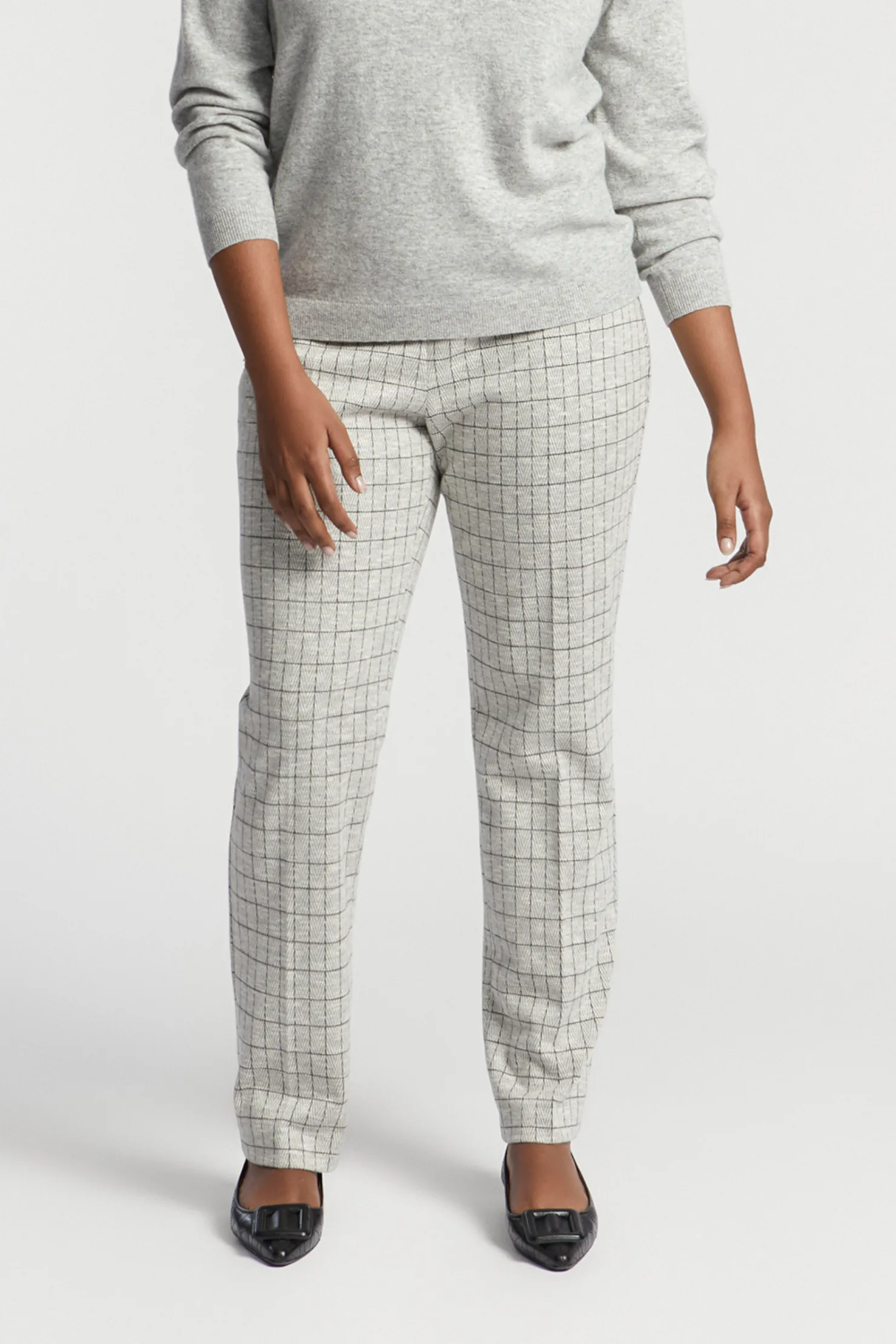 broek_met_smalle_pijpen_2.webp DAMES Xandres Broek met smalle pijpen