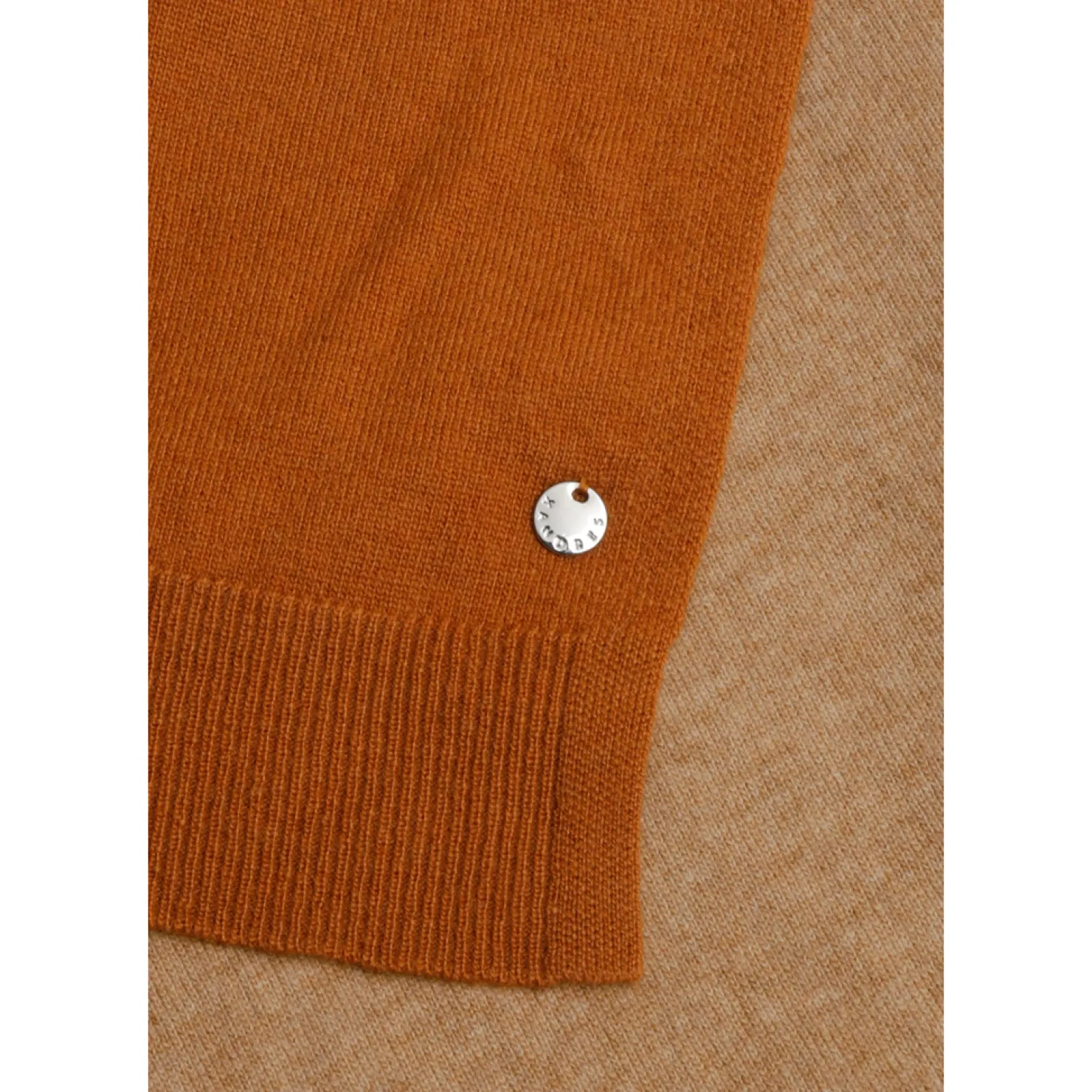 fijngebreide_colorblock_sjaal_3.webp DAMES Xandres Fijngebreide colorblock sjaal