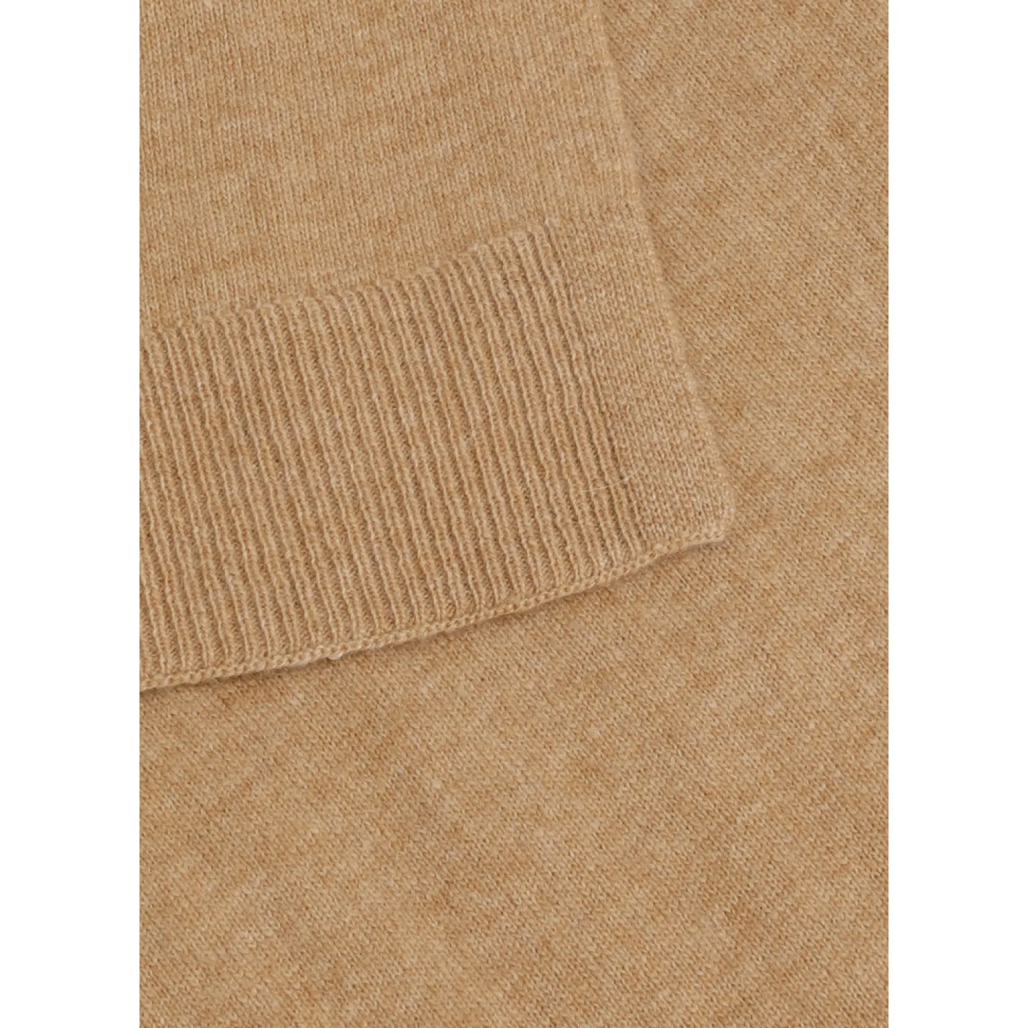 fijngebreide_sjaal_met_lurex_3-1.webp DAMES Xandres Fijngebreide sjaal met lurex