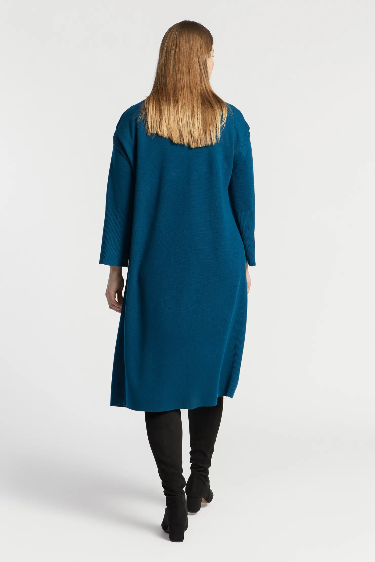 lange_gebreide_gilet_7.webp DAMES Xandres Lange gebreide gilet