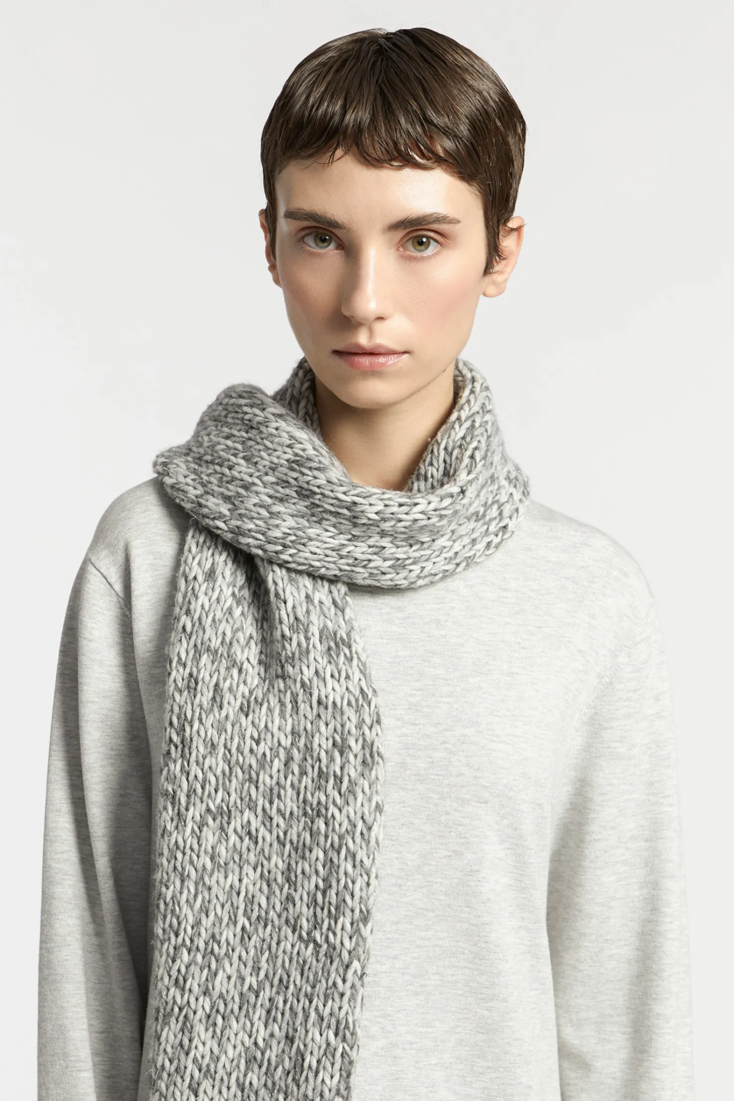 lange_gebreide_jurk_met_split_4.webp DAMES Xandres Lange gebreide jurk met split