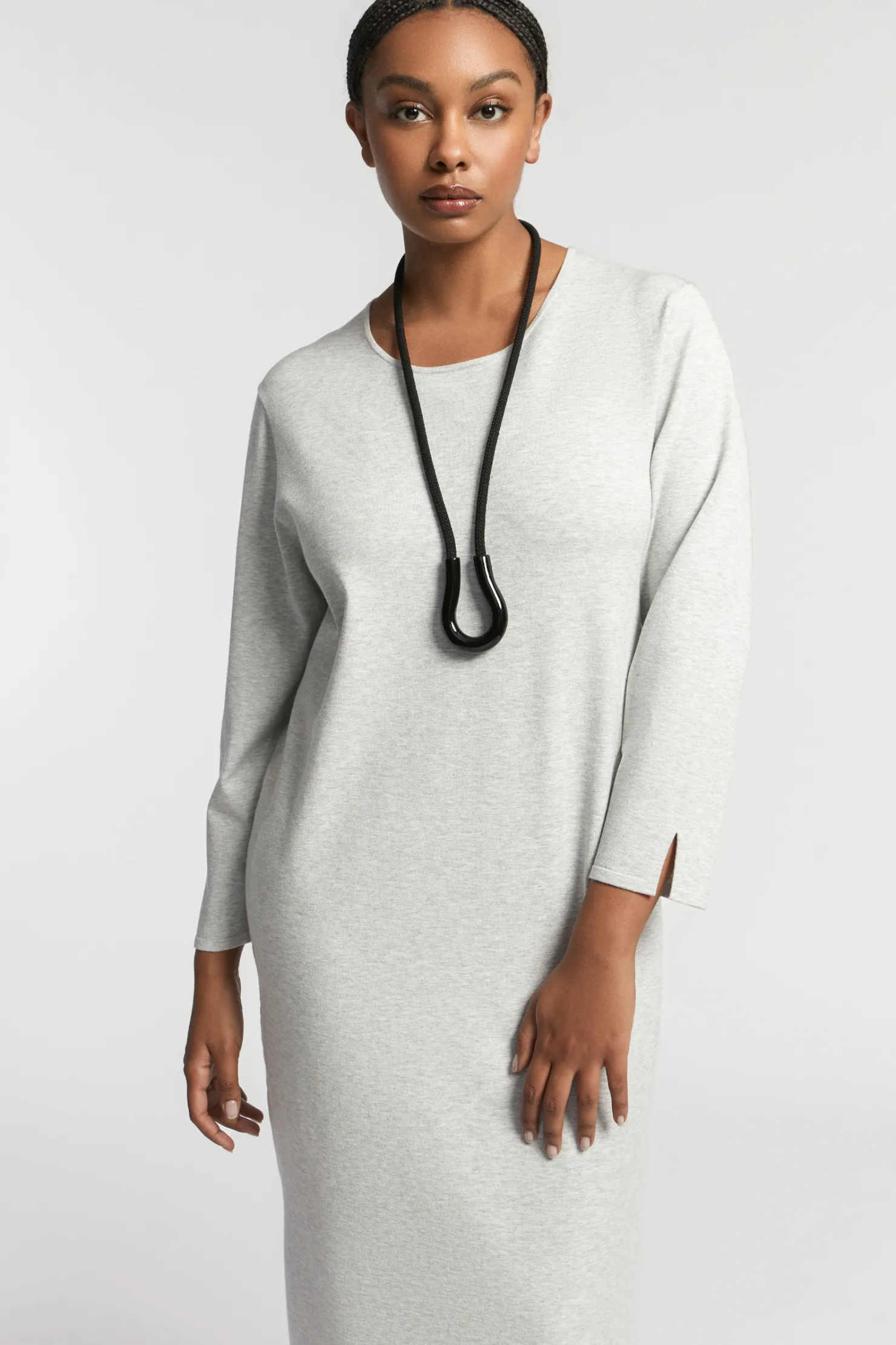 lange_gebreide_jurk_met_split_7.webp DAMES Xandres Lange gebreide jurk met split