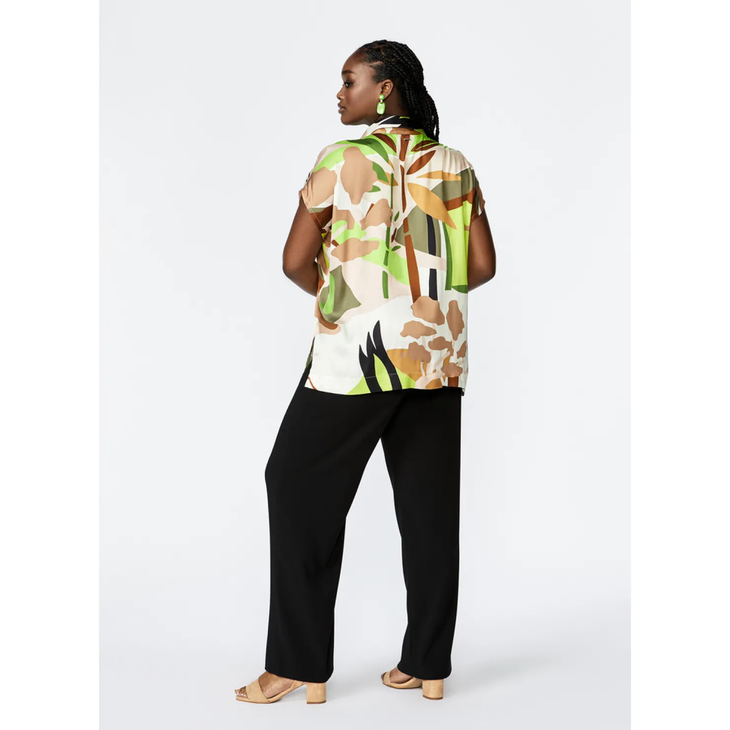 zwarte_losse_broek_11.webp DAMES Xandres Zwarte losse broek